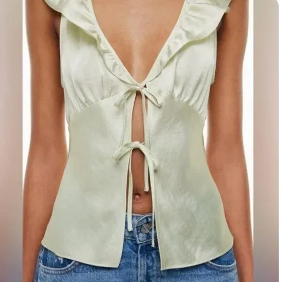 NWT Wilfred Tonka Satin Blouse Satin sleeveless V-neck ruffled blou - Picture 1 of 4